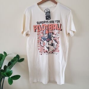 CLUB VINTAGE CLOTHING BNWT Men's " Sundays Are For Football" T Shirt - Cotton M